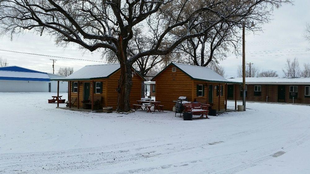 Antler Motel 2*